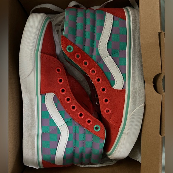 Vans Shoes - Women’s high top vans